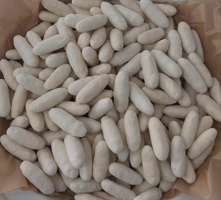 Таза   курт, Май