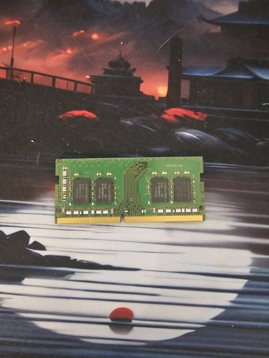Vand 8 GB ram ddr4 laptop