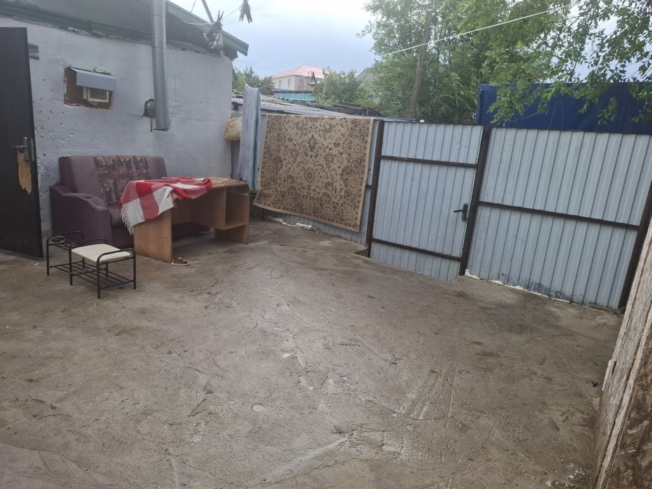 Продам небольшой дом на Кирпичном