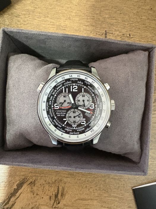 Продавам чисто нов Citizen Eco-Drive WR100 (2026)