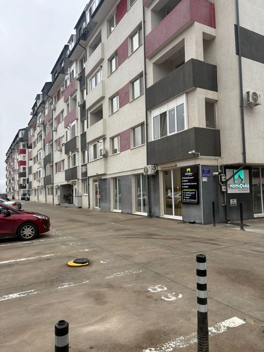 Inchiriez spatiu destinat saloanelor birourilor