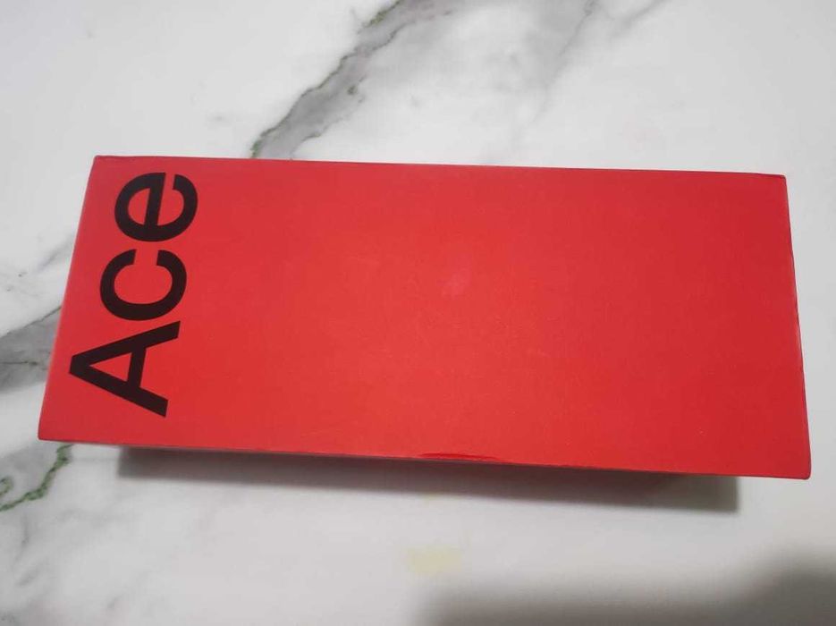 OnePlus почти новый очень мощный