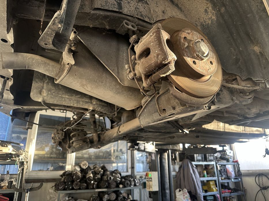 Заден мост за Ситроен Берлинго 2008-2015г.!