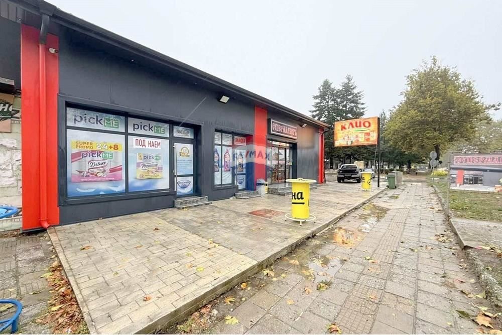 Продава се Магазин в с. Стожер, Област Добрич - 382 кв.м за 1663 €/кв.м - Снимка #4