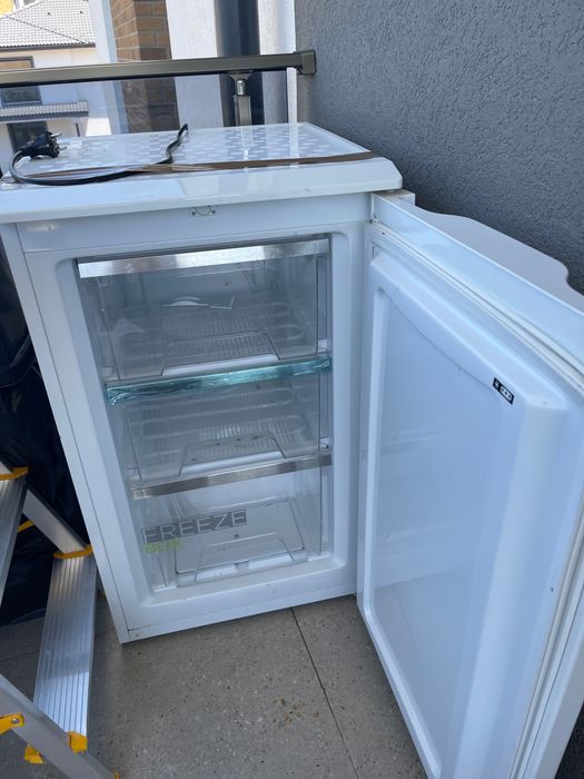 Congelator vertical Midea 68l. A+