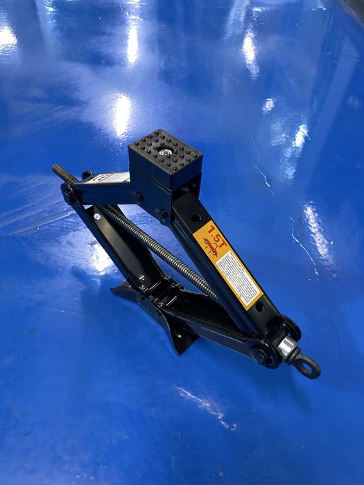 Damkrat universal avto 1.5T