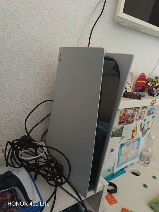 Vând  PS5 perfect funcțional