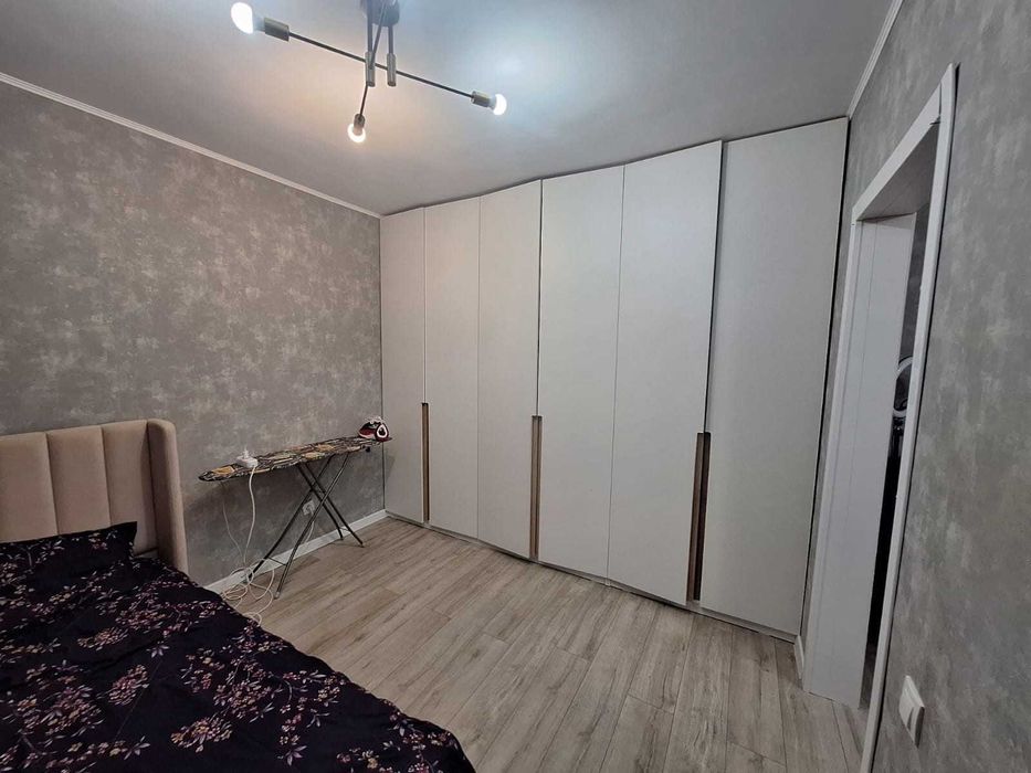 Продаётся 2-комнатная Дом Печати с ремонтом!