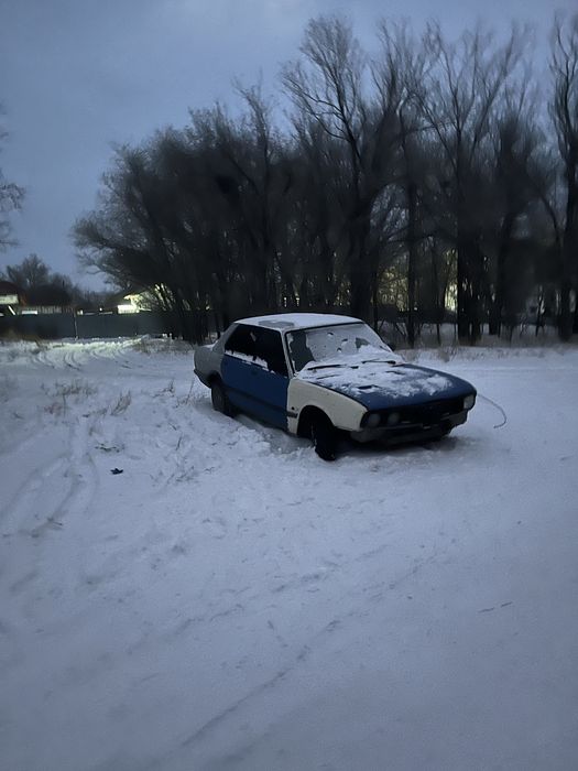 Продам бмв е28 .