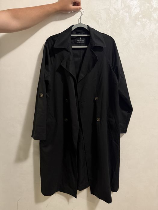 Trench negru Stradivarius S