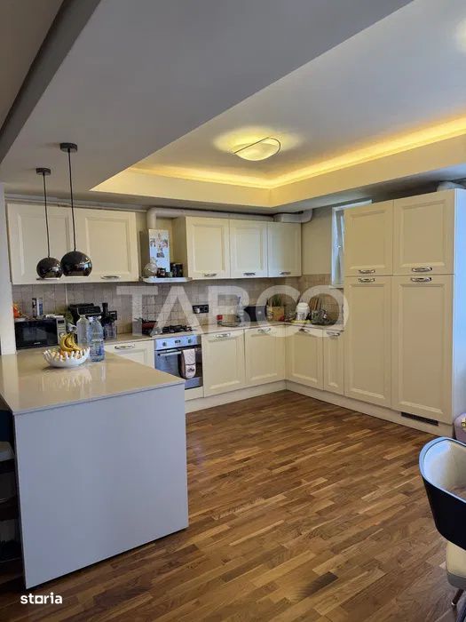 Apartament cu 3 camere Andrei Muresanu bloc nou izolat la cheie