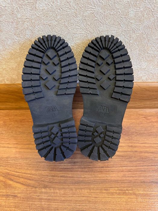 Туфли ZARA на девочку 29 размер