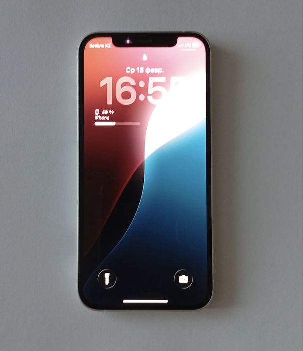 Продам айфон 12