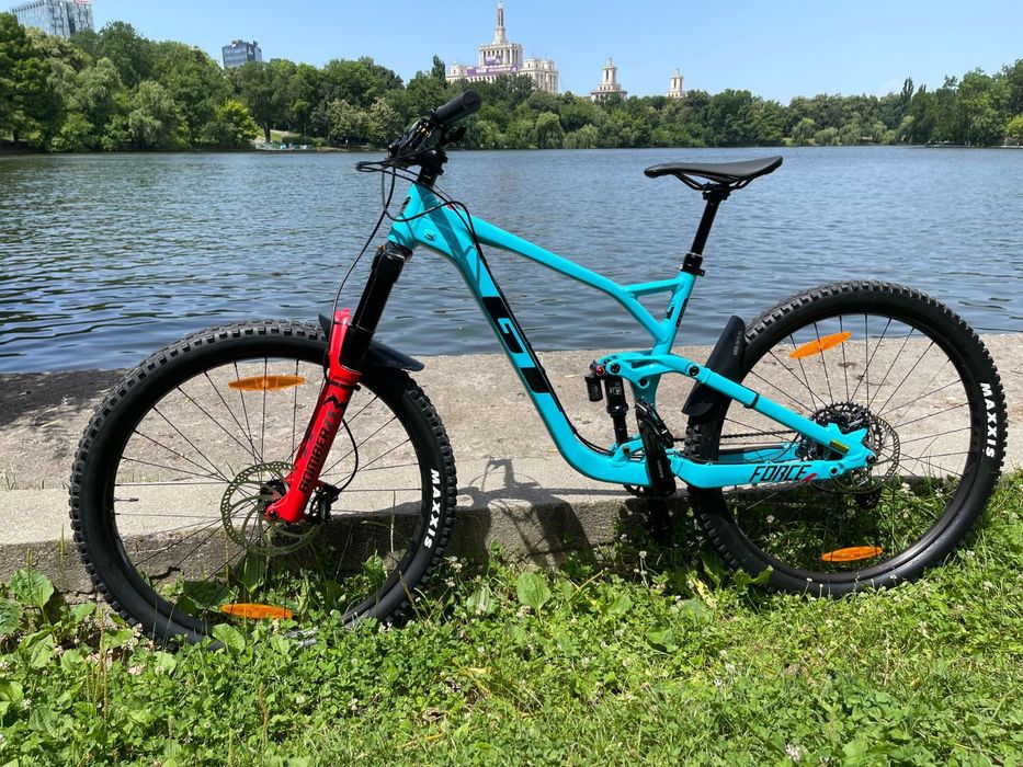 GT Force 29 Elite Bike