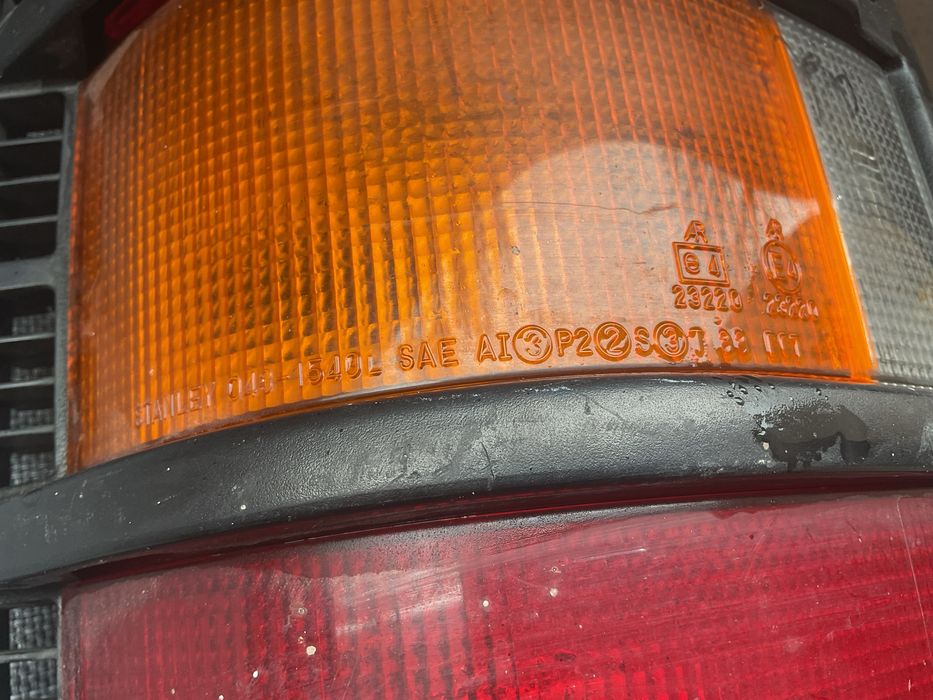 Mitsubishi Pajero 1996-2000 - оригинален ляв стоп