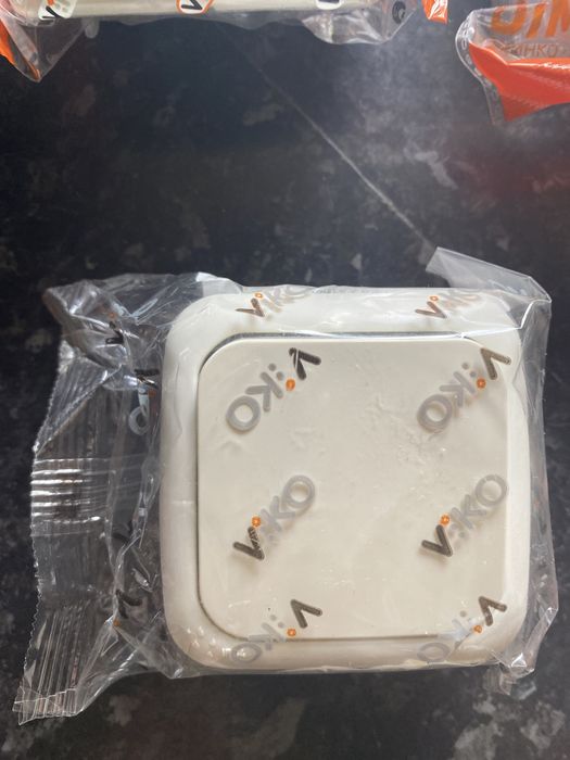 Продам выключатели, розетки