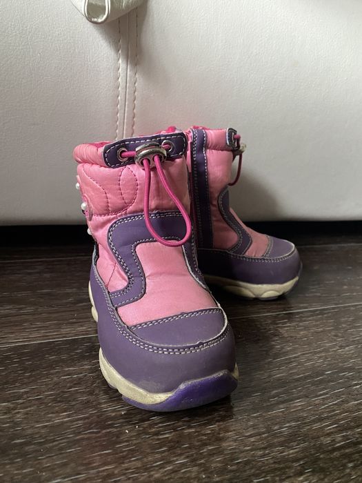 Продам сапожки зимние на девочку