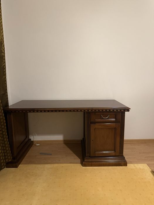 Mobilier de vanzare