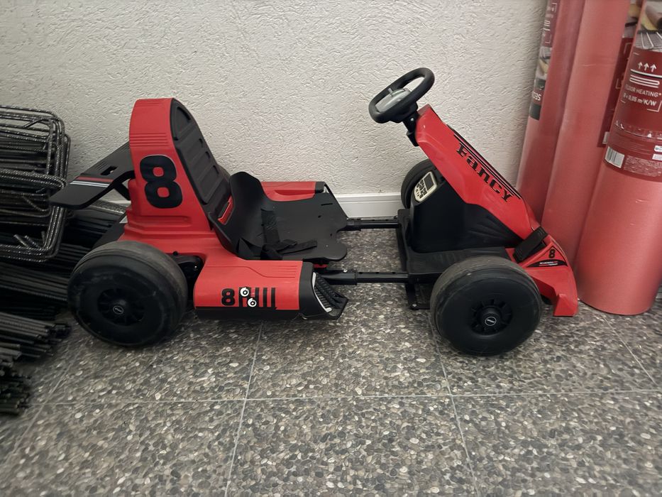 Masinuta , Kart de jucarie !