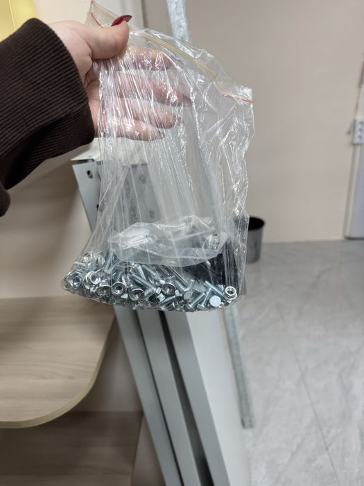 Металлический стеллаж