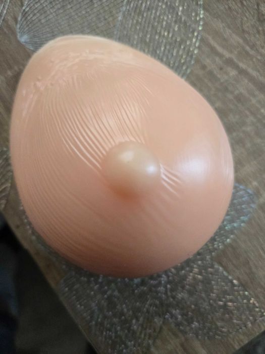 Гръдна протеза чисто нова