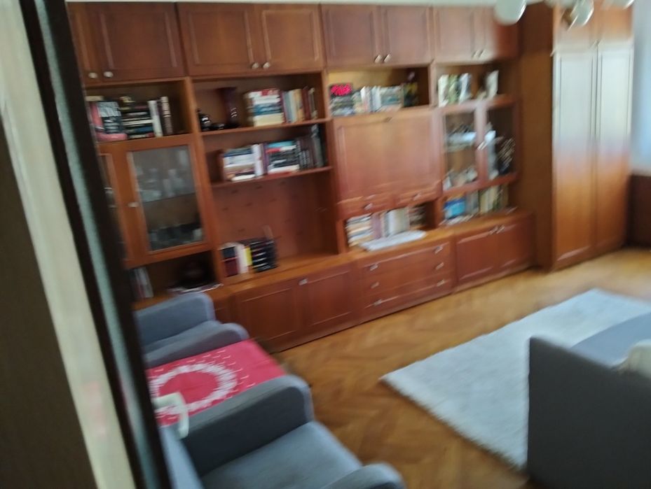 Vând apartament 3 camere PB et.3/4 str.Sovata, Rogerius.
