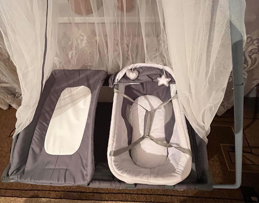 Продам манеж б/у