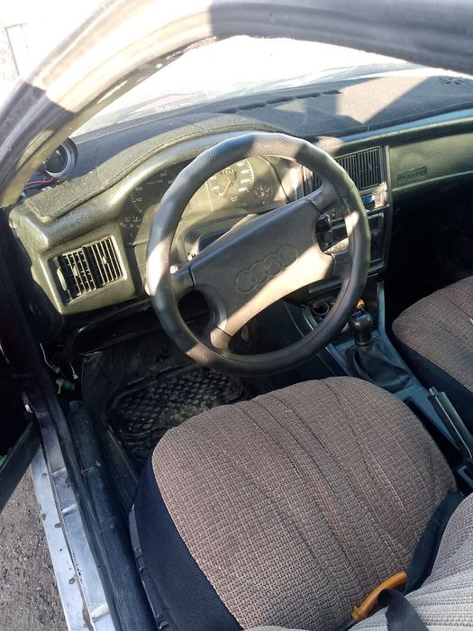 Срочно продам Ауди 80б3