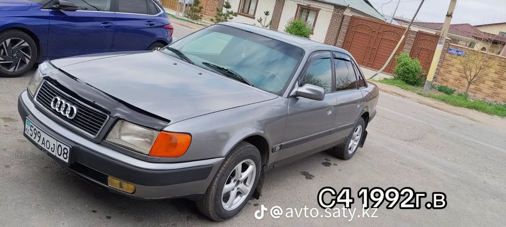 Ауди 100 2.0 мона