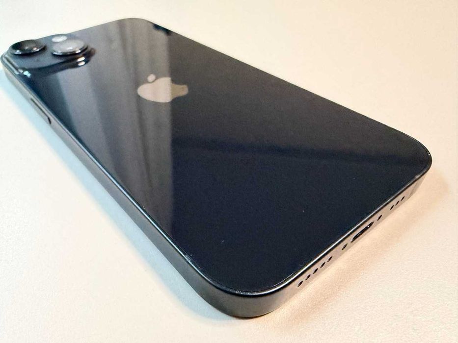  Apple / iPhone 14 128 Gb / Midnight