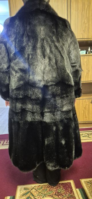 Шуба норковая цельная