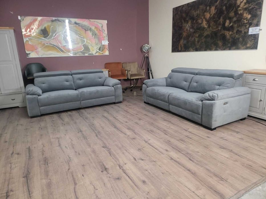 Сив комплект дивани от плат две тройки с ел релакс механизъм