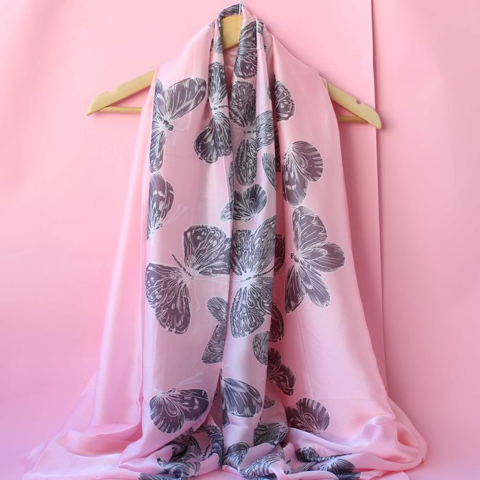 Дамски копринени шалове