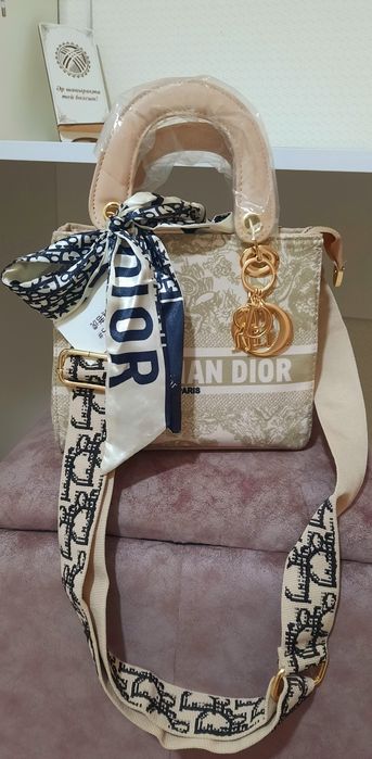 Пподам сумочку новая