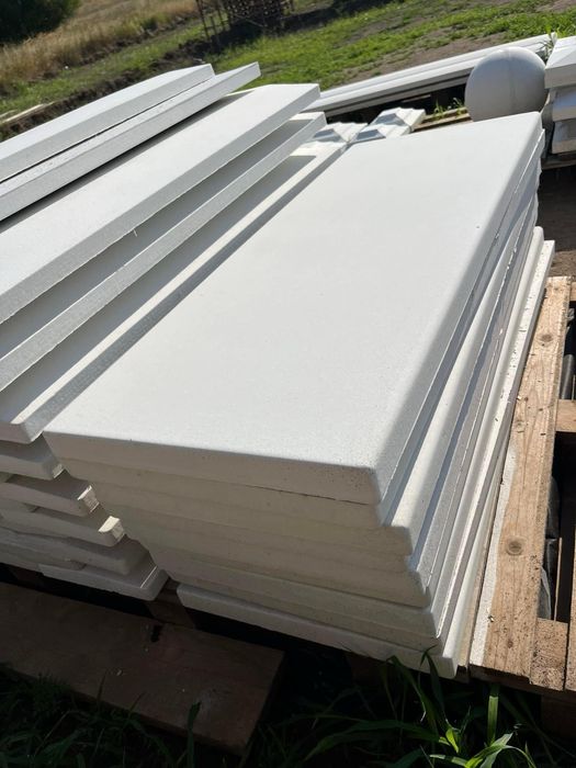 Coame /capace /intervale gard /dale gazon