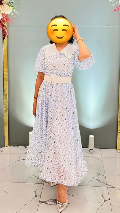 Платье бело-голубое