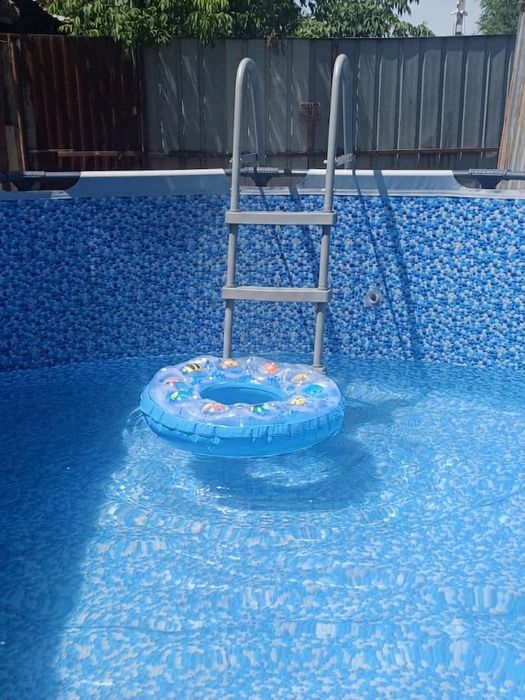 Продам бассейн 366x122 см