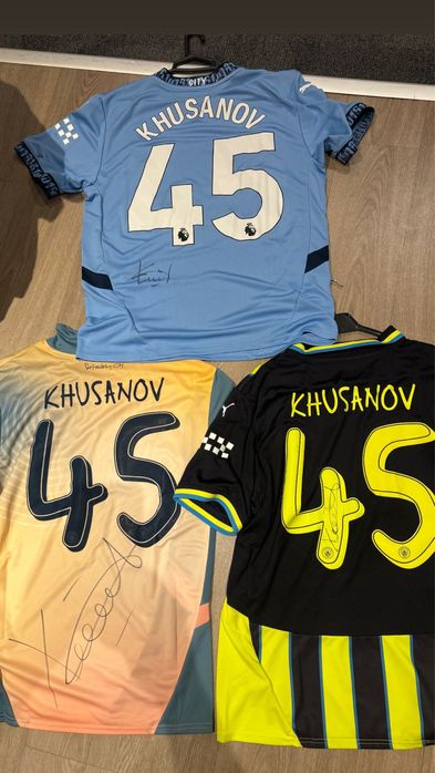 Оригинальная футболка Манчестер сити подписанная Хусановым