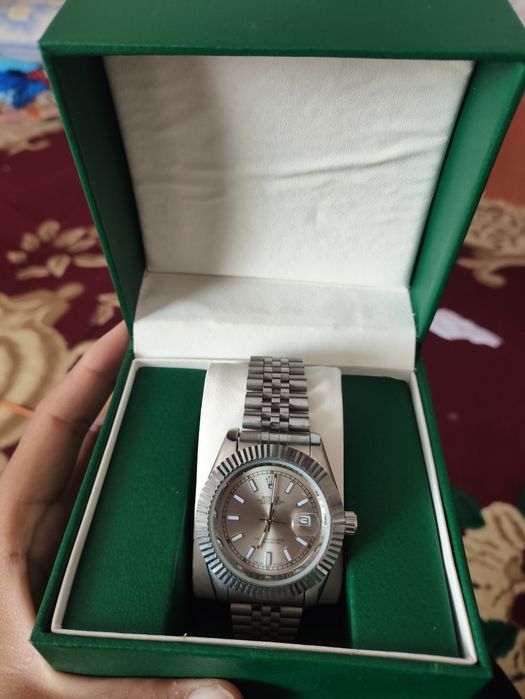 Продам часы Rolex