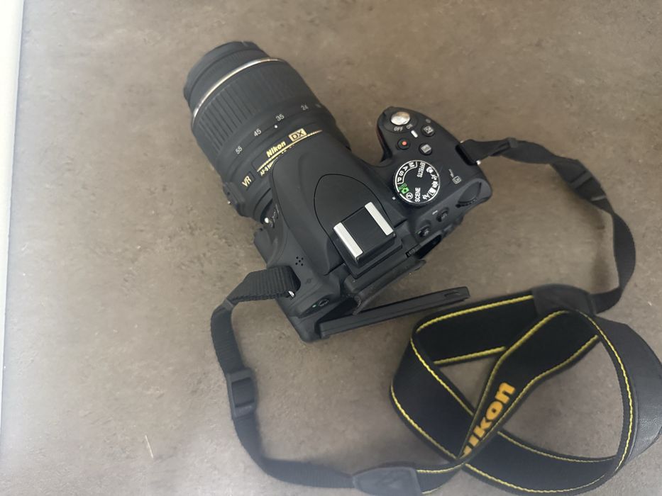 Kit DSLR Nikon D5100 + Obiectiv 18-55mm | Ca NOU, doar 2806  cadre!
