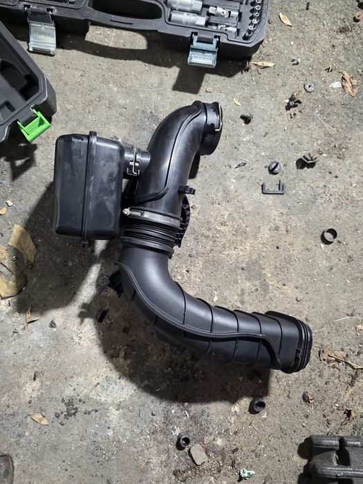 Въздуховод дебитомер за BMW F10 f11