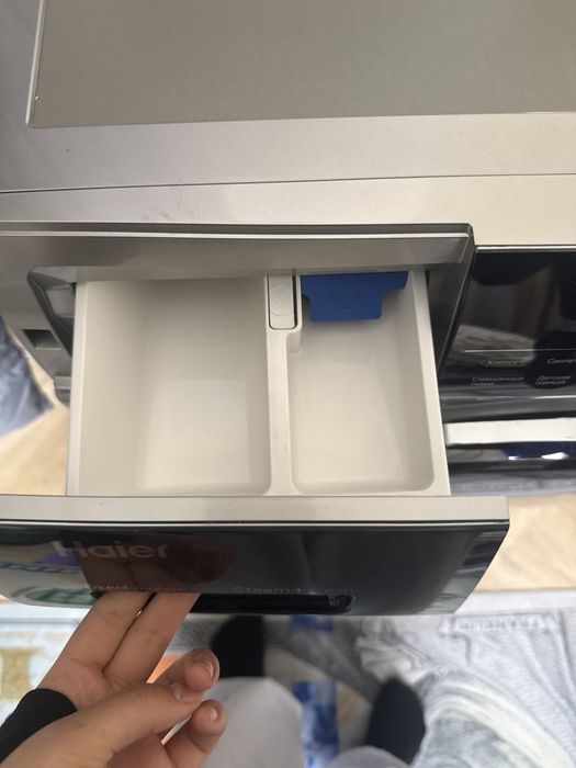 Машинка Haier HW80-B14979S