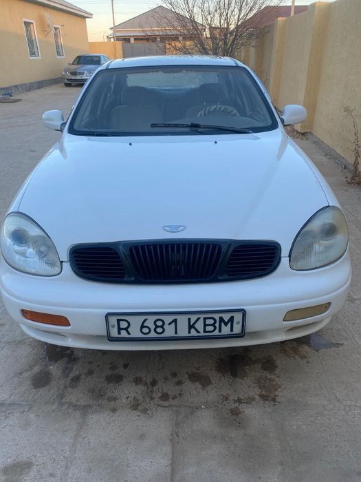 Daewoo Leganza 1999.