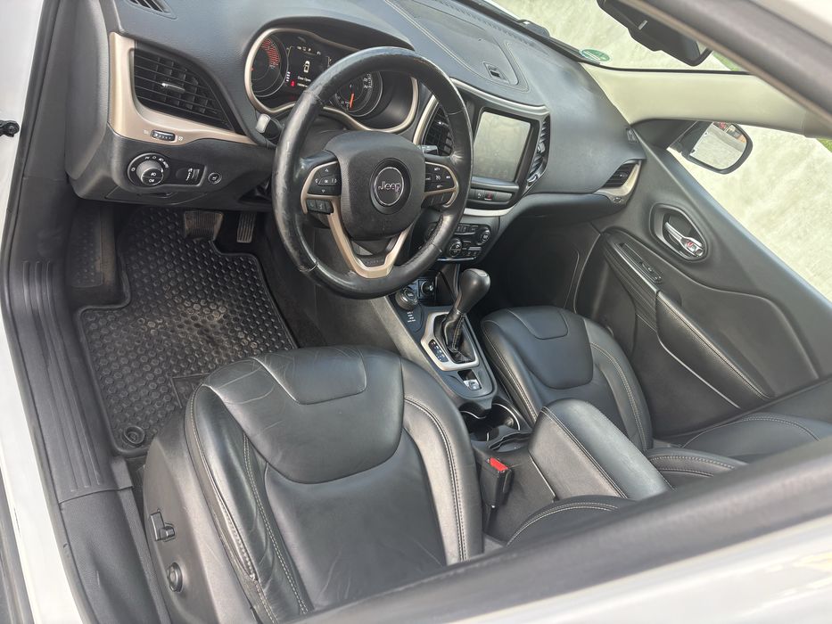 Jeep cherokee, automat,4x4