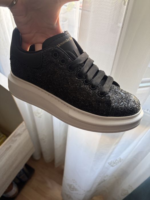 Adidasi Alexander McQueen