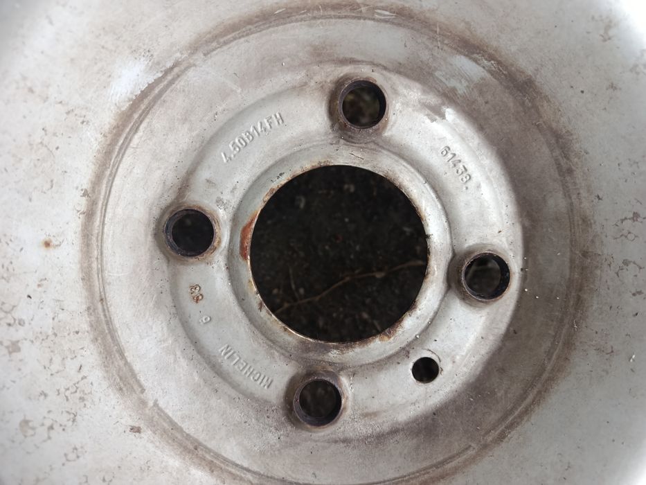 Гуми втора употреба