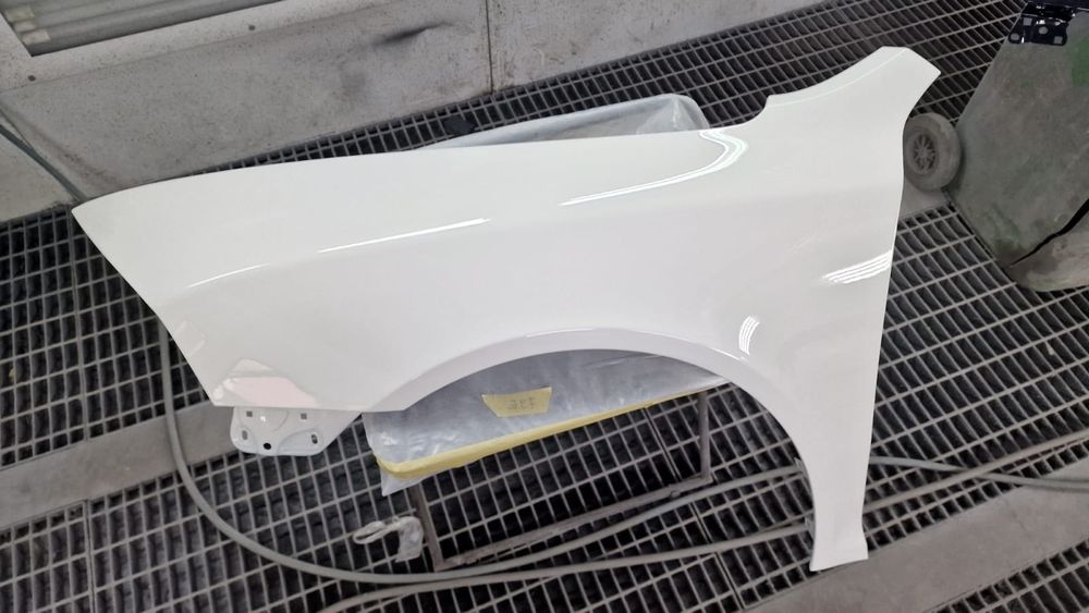 Aripa stanga fata NOUA vopsita alb Skoda Octavia 2 II 2004 - 2008