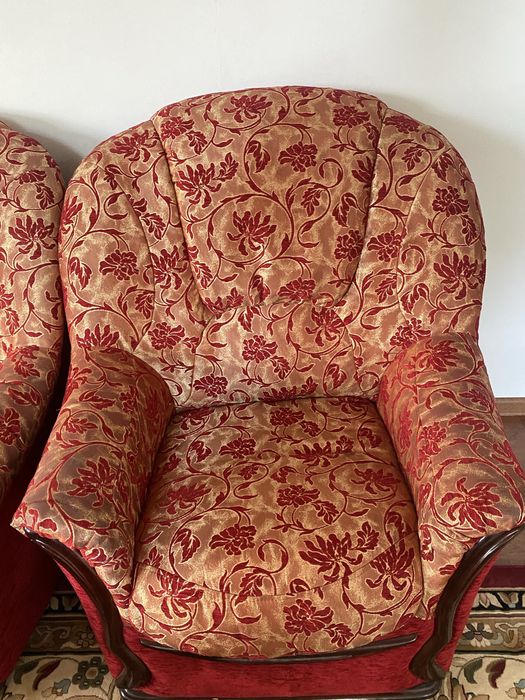 Диваны в хорошем стоянии