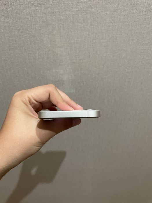 iPhone 12 128/77% все работает