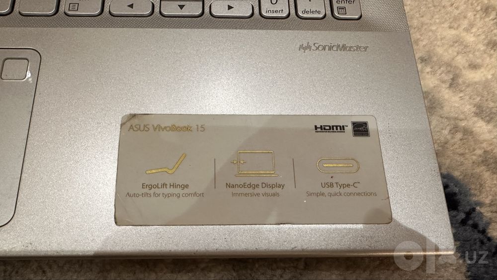Asus vivobook. 15. I5